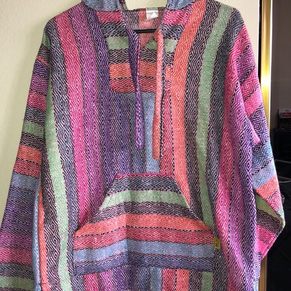 Women’s pancho - Picture 3 of 4